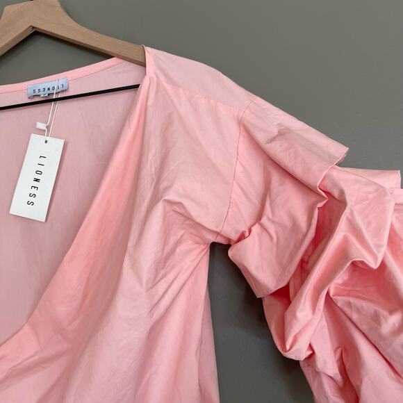 NWT LIONESS Esmerelda Wrap Top in Blush Size Small Pink Puff Sleeve Ruffles Sexy - Picture 9 of 16